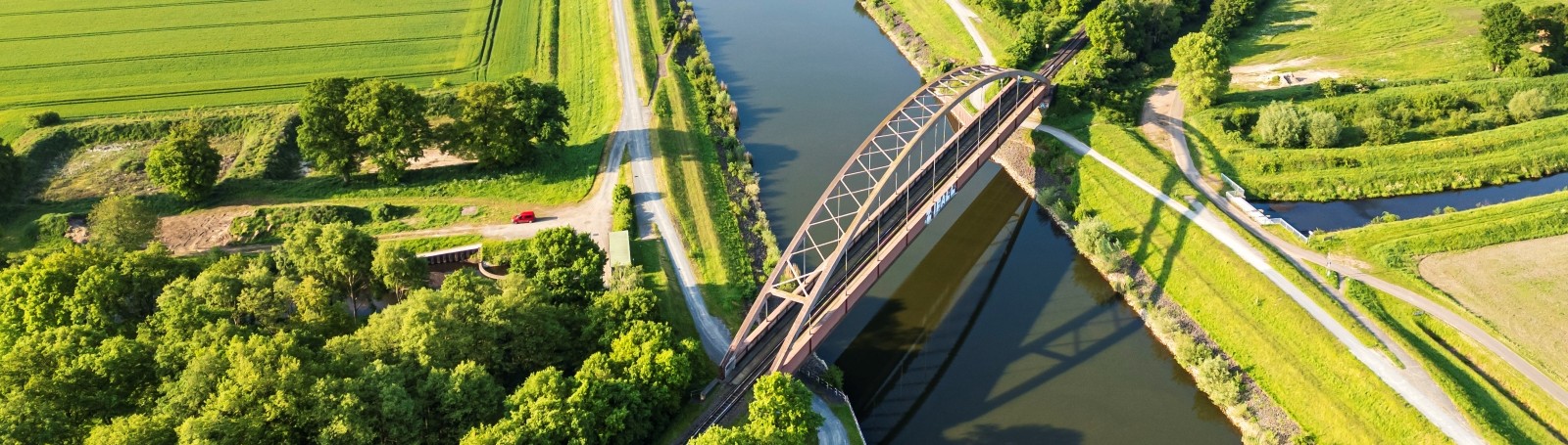 Brücke über den Elbeseitenkanal bei Fischhausen